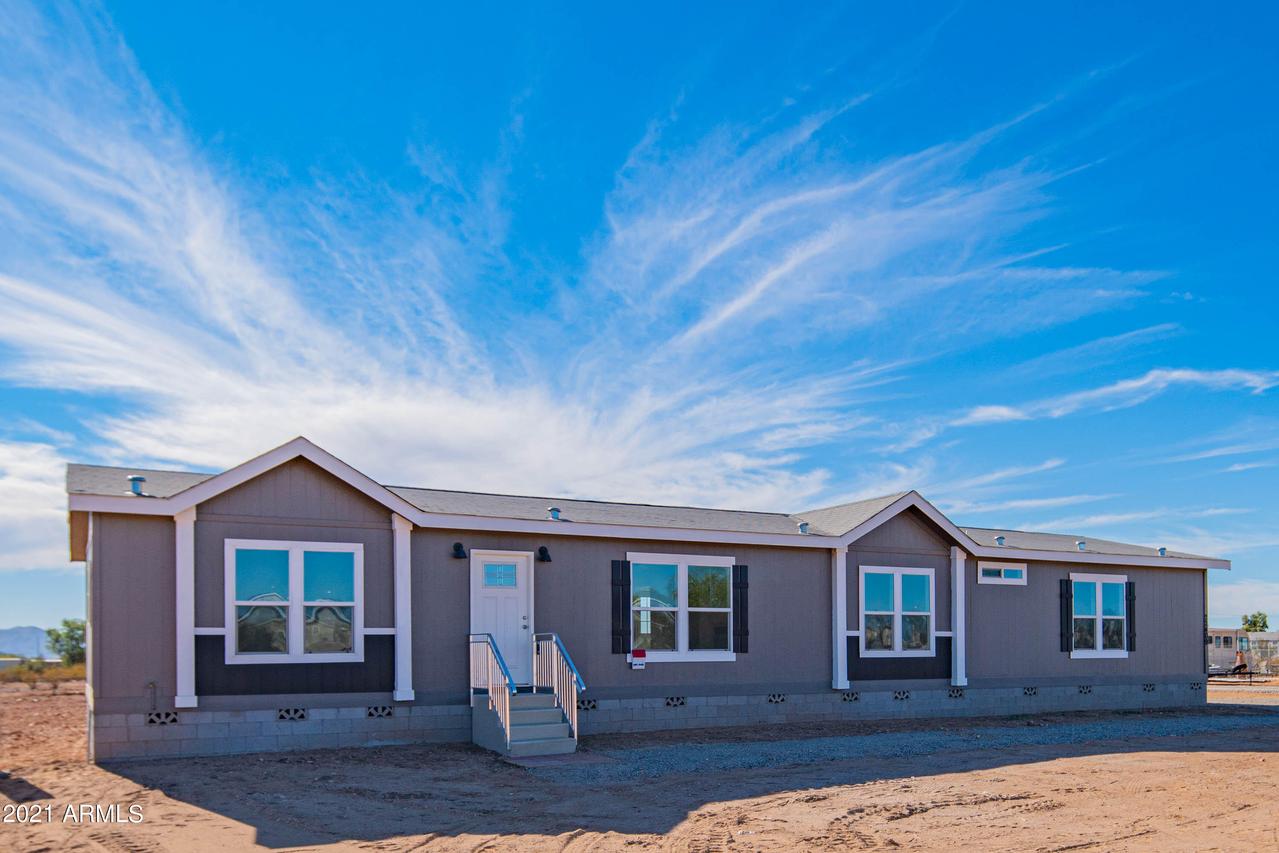 22409 W Dove Valley Rd., Wittmann, AZ 85361