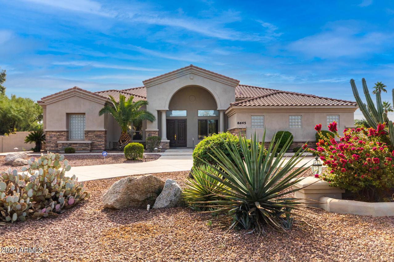 8645 E Wood Dr., Scottsdale, AZ 85260