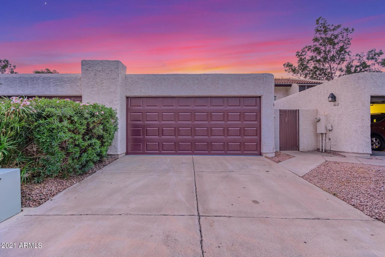 1618 S River Dr., Tempe, AZ 85281