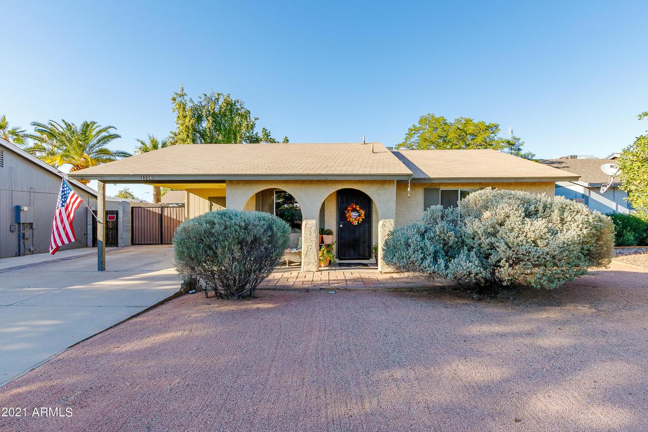 2206 W Silvergate Dr., Chandler, AZ 85224