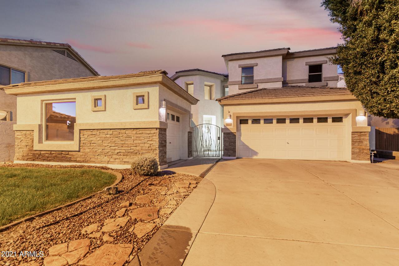 13332 W Stella Ln., Litchfield Park, AZ 85340
