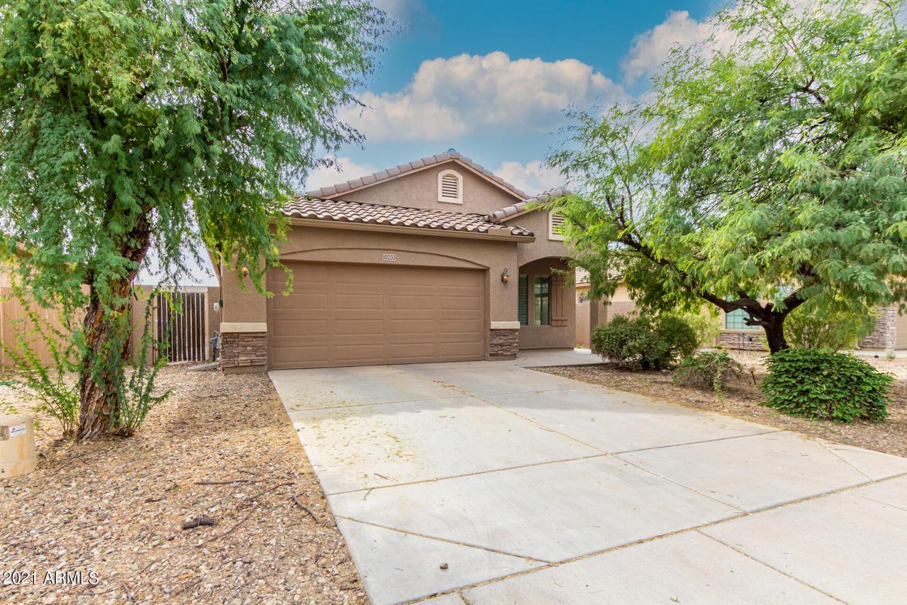 10233 W Parkway Dr., Tolleson, AZ 85353