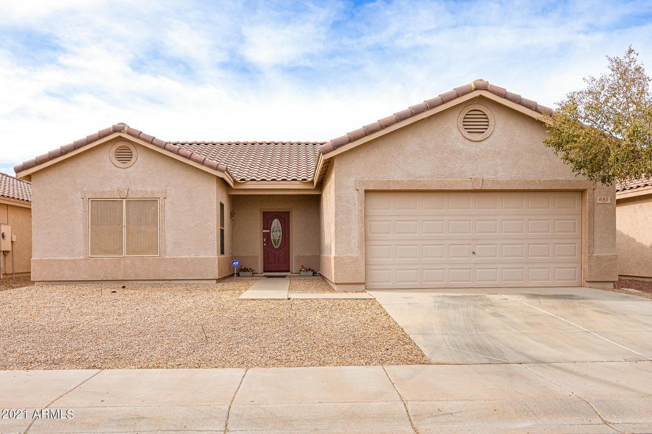 685 W Racine Loop, Casa Grande, AZ 85222