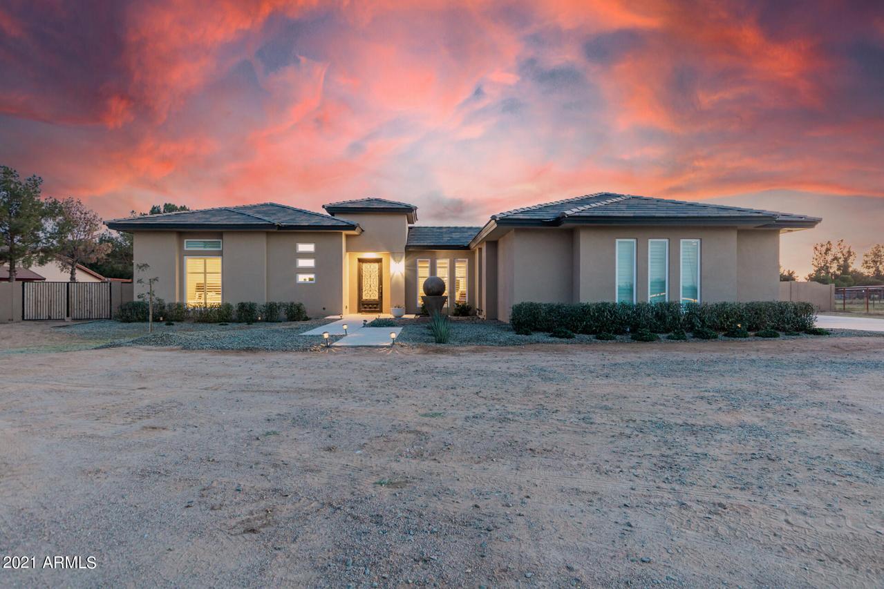 14821 E Chandler Heights Rd., Chandler, AZ 85249