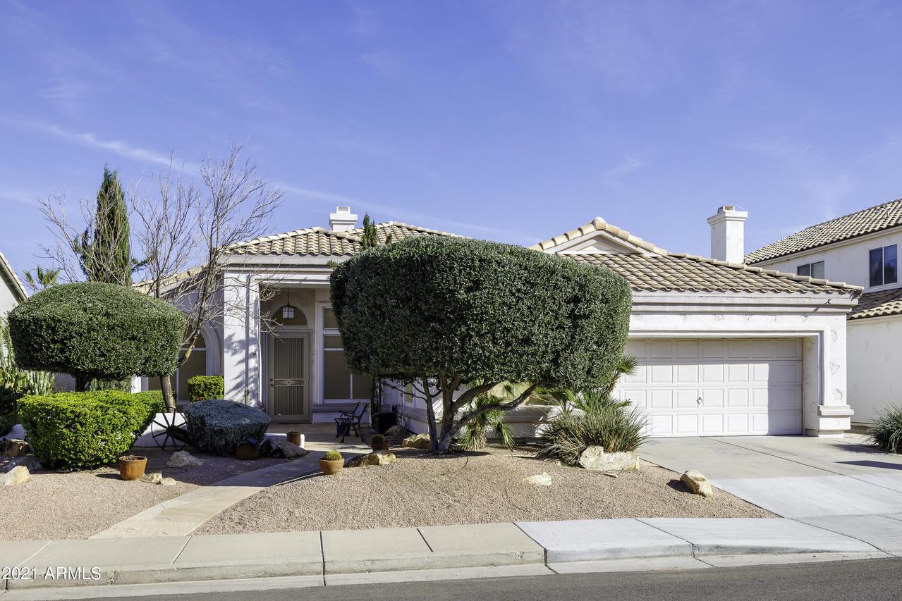 731 N Madrid Ln., Chandler, AZ 85226