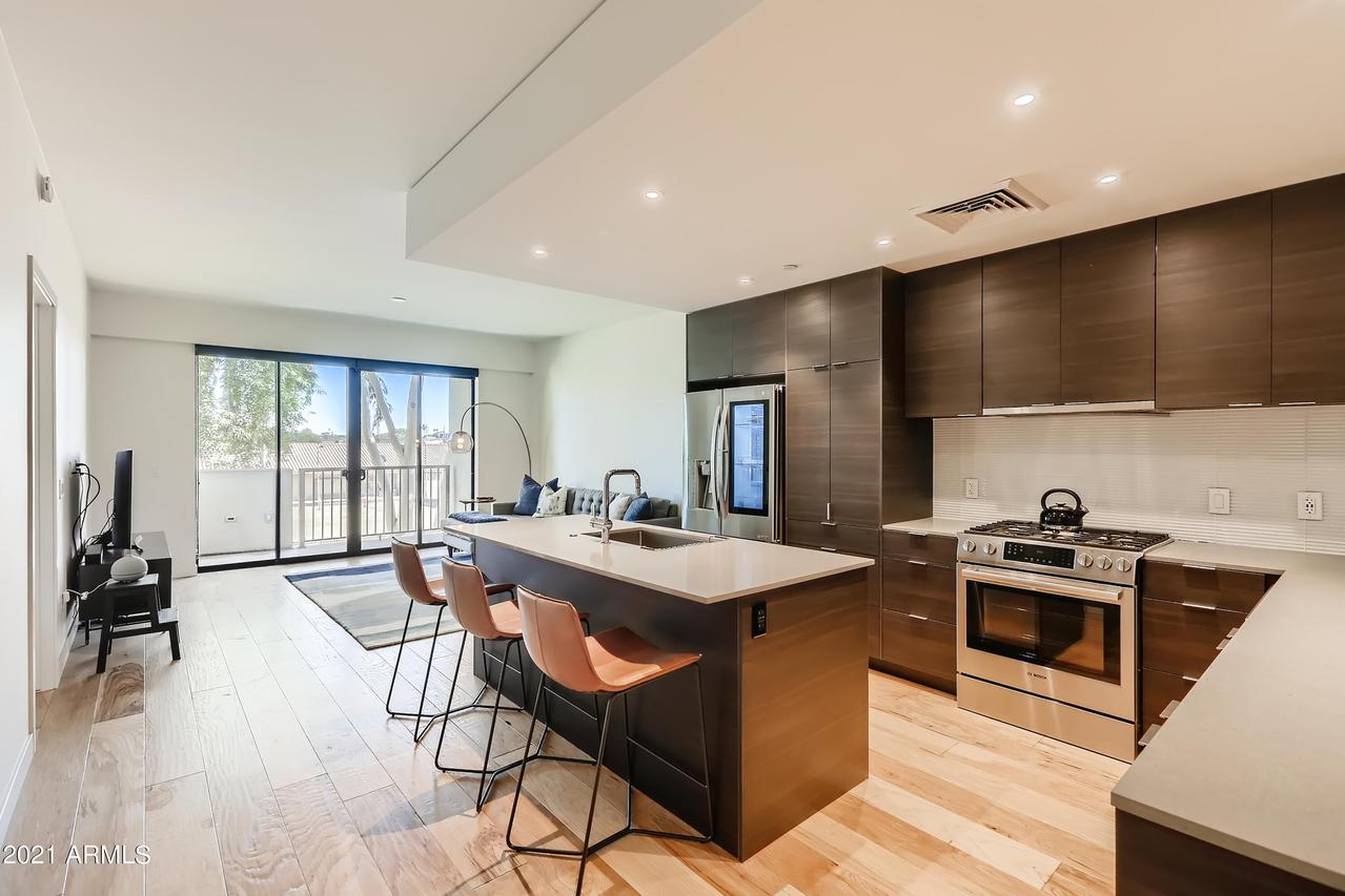 2300 E Campbell Ave. #221, Phoenix, AZ 85016