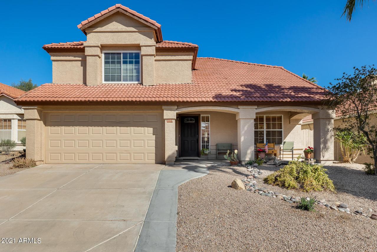 3228 E Hiddenview Dr., Phoenix, AZ 85048