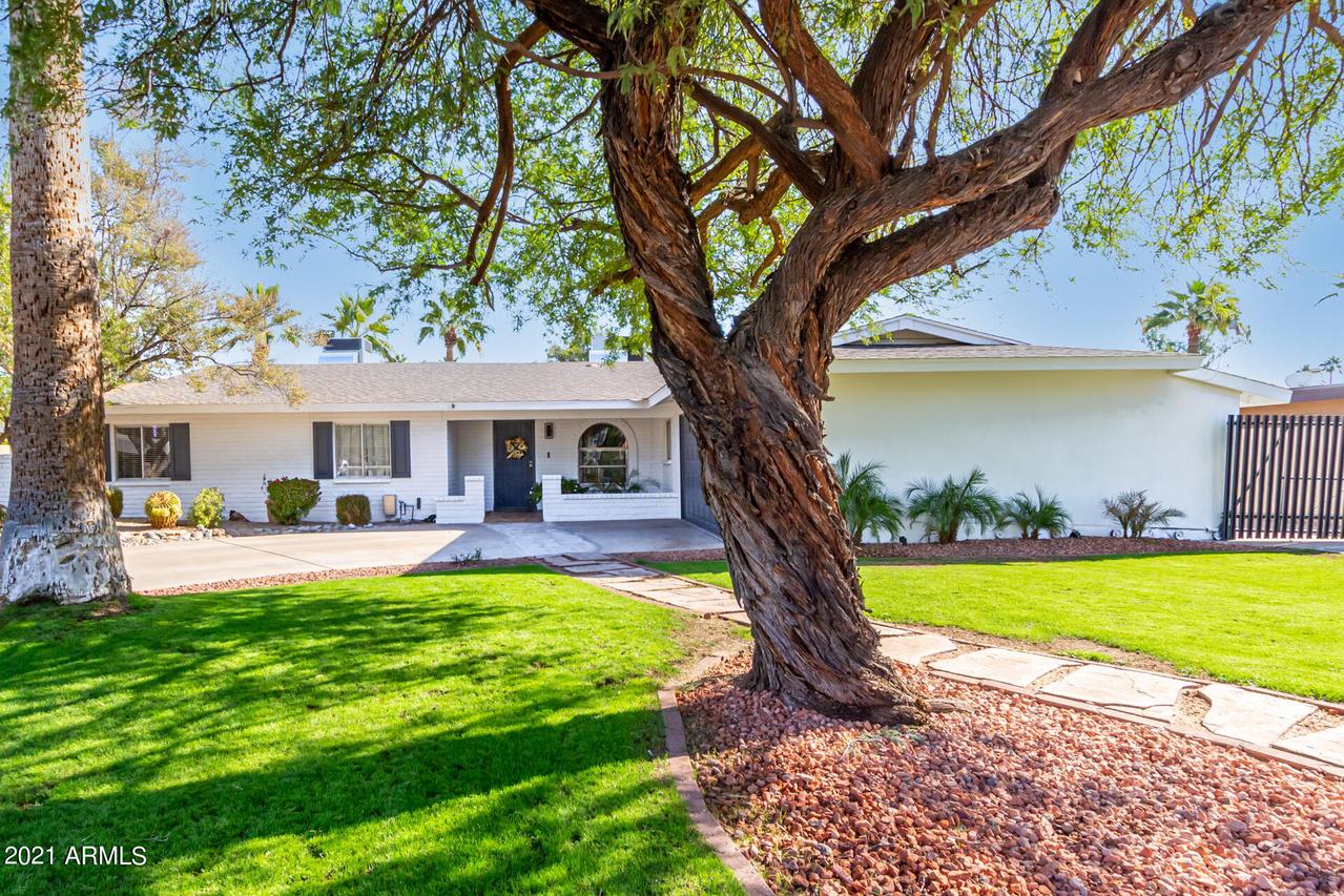 15031 N 8th Ave., Phoenix, AZ 85023