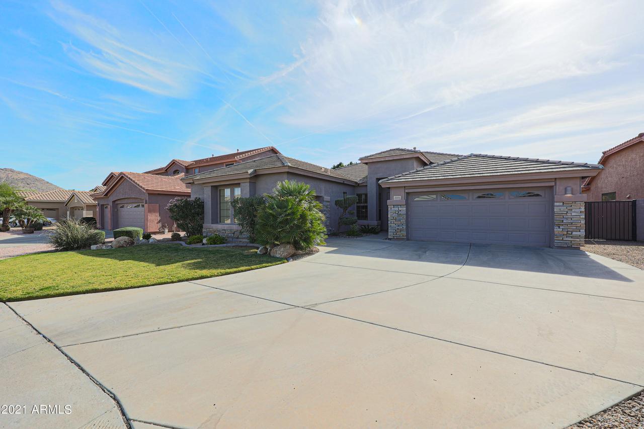 6951 W Briles Rd., Peoria, AZ 85383