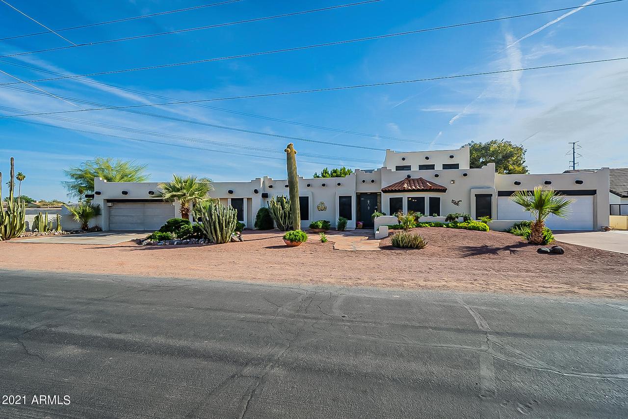 11631 N 50th Ave., Glendale, AZ 85304