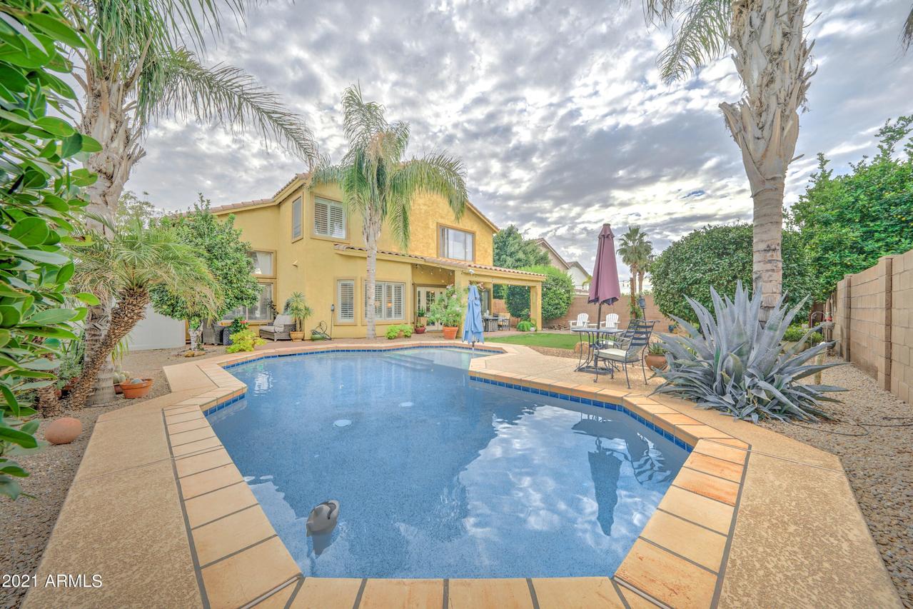 2926 S Chatsworth, Mesa, AZ 85212