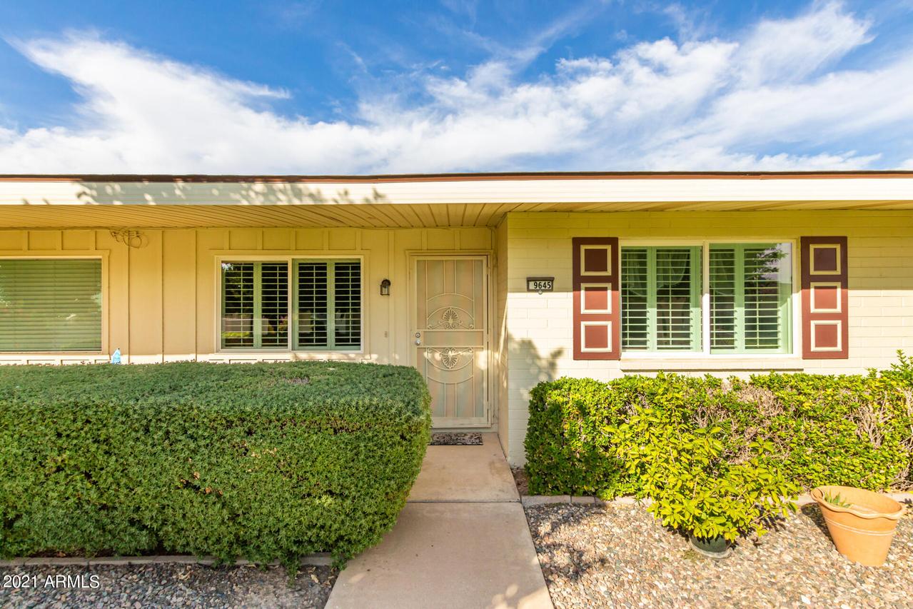 9645 N 111th Ave., Sun City, AZ 85351