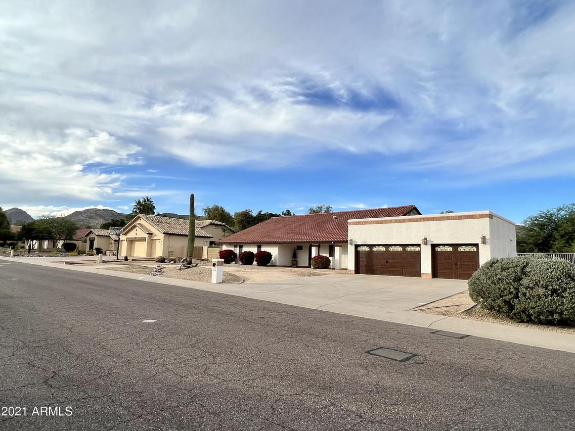 3728 E Ahwatukee Dr., Phoenix, AZ 85044