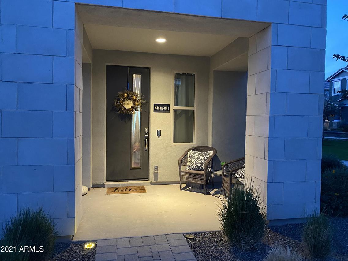 25764 N 20th Ln., Phoenix, AZ 85085