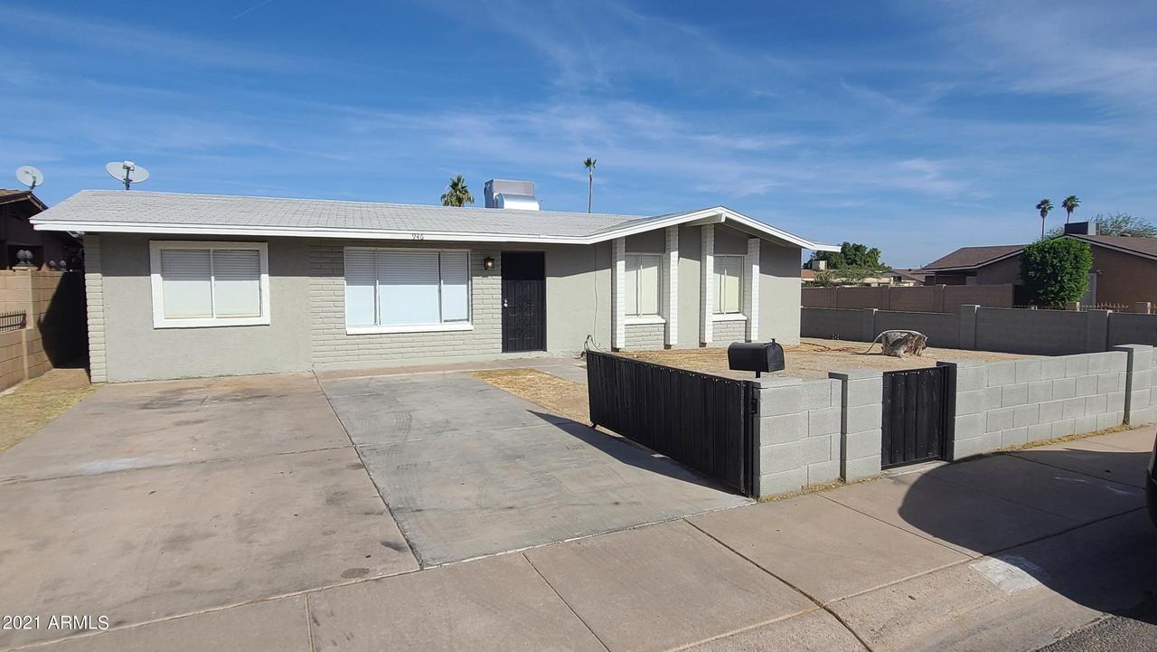 946 E Caldwell St., Phoenix, AZ 85042