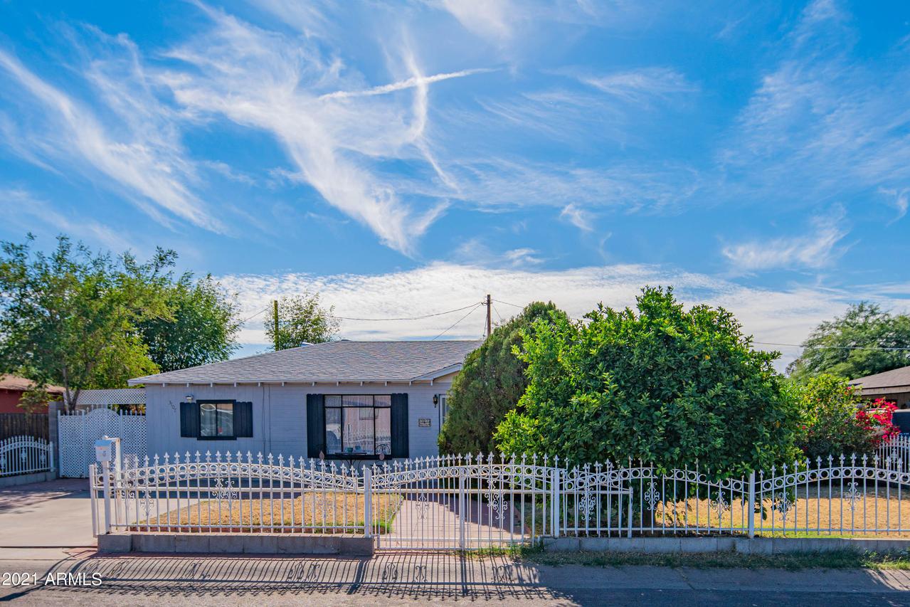 3107 W San Miguel Ave., Phoenix, AZ 85017