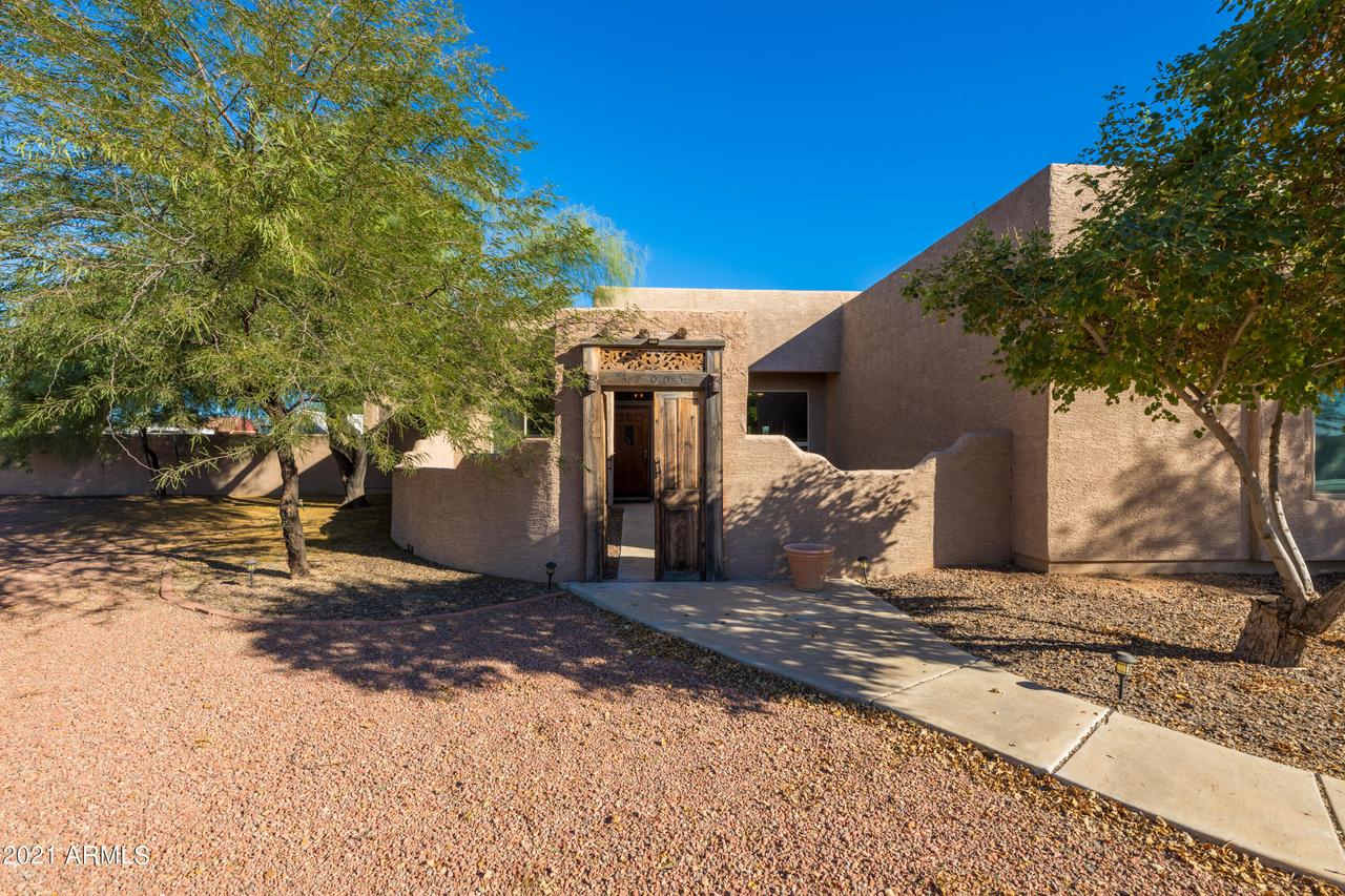 37005 N 7th St., Phoenix, AZ 85086