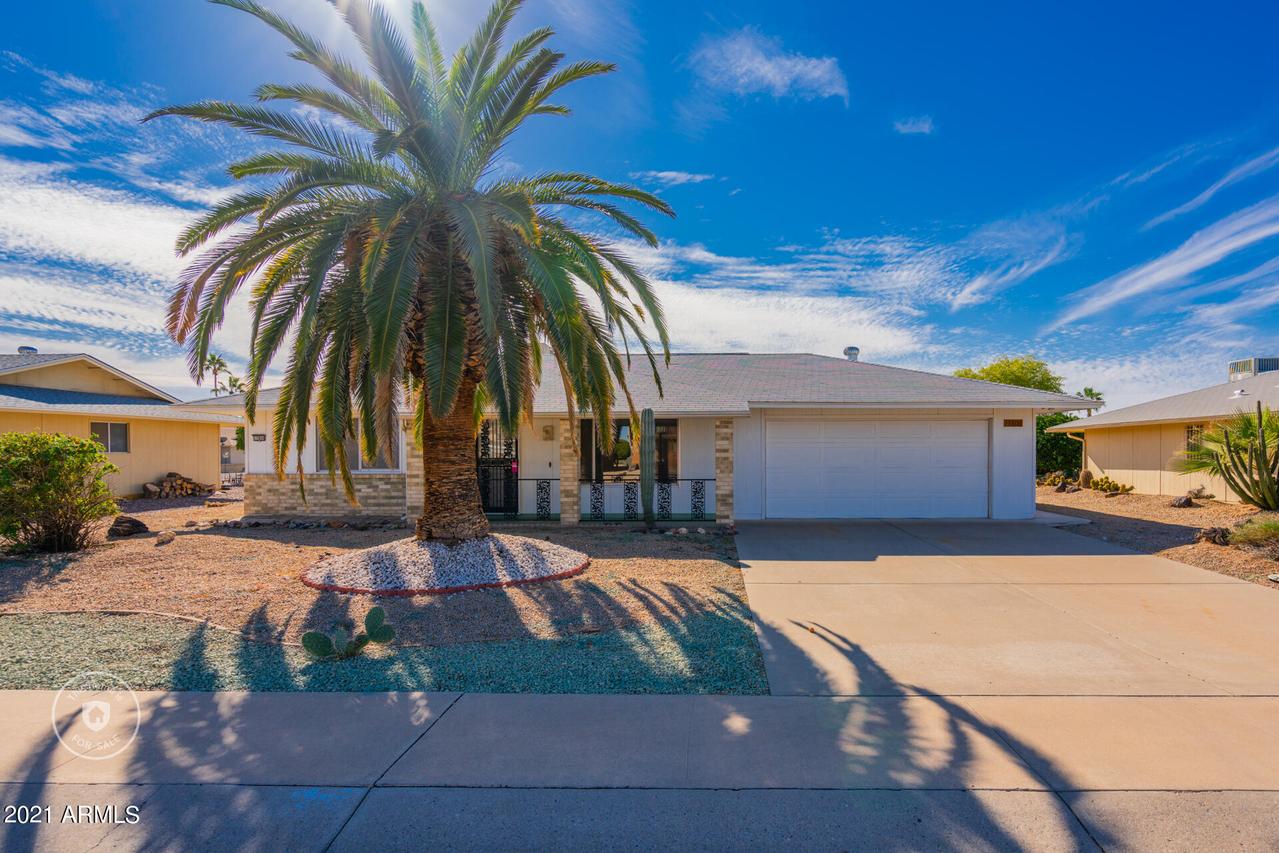 17806 N Lindgren Ave., Sun City, AZ 85373
