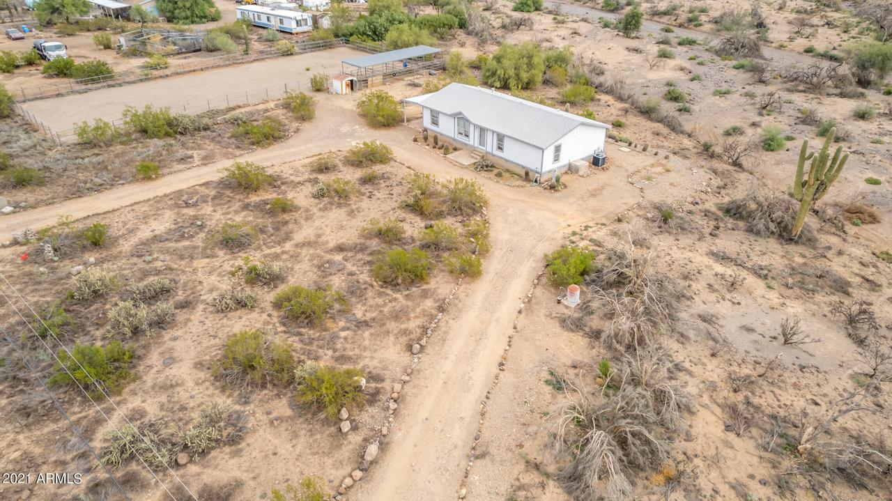 38615 N 21st Ave., Phoenix, AZ 85086