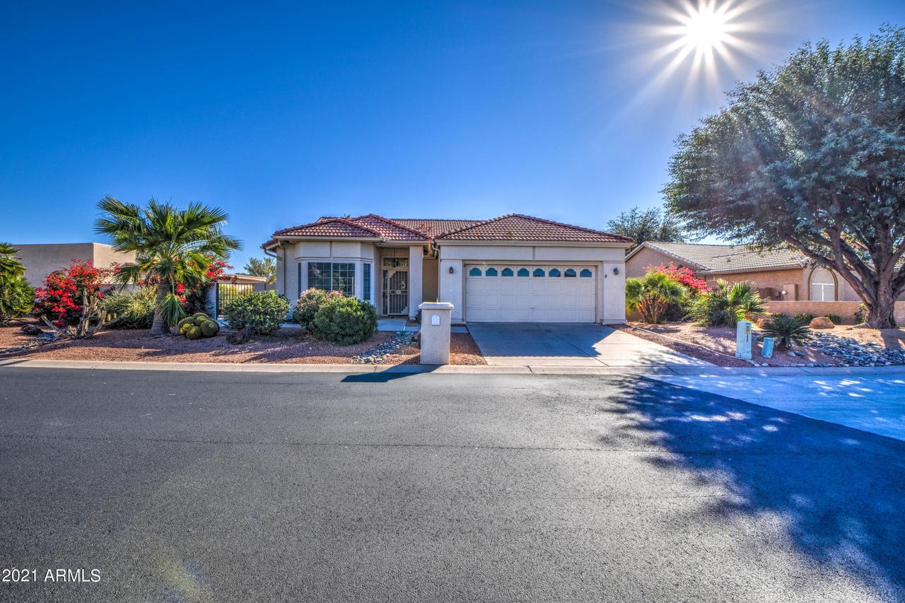 10513 E Champagne Dr., Sun Lakes, AZ 85248