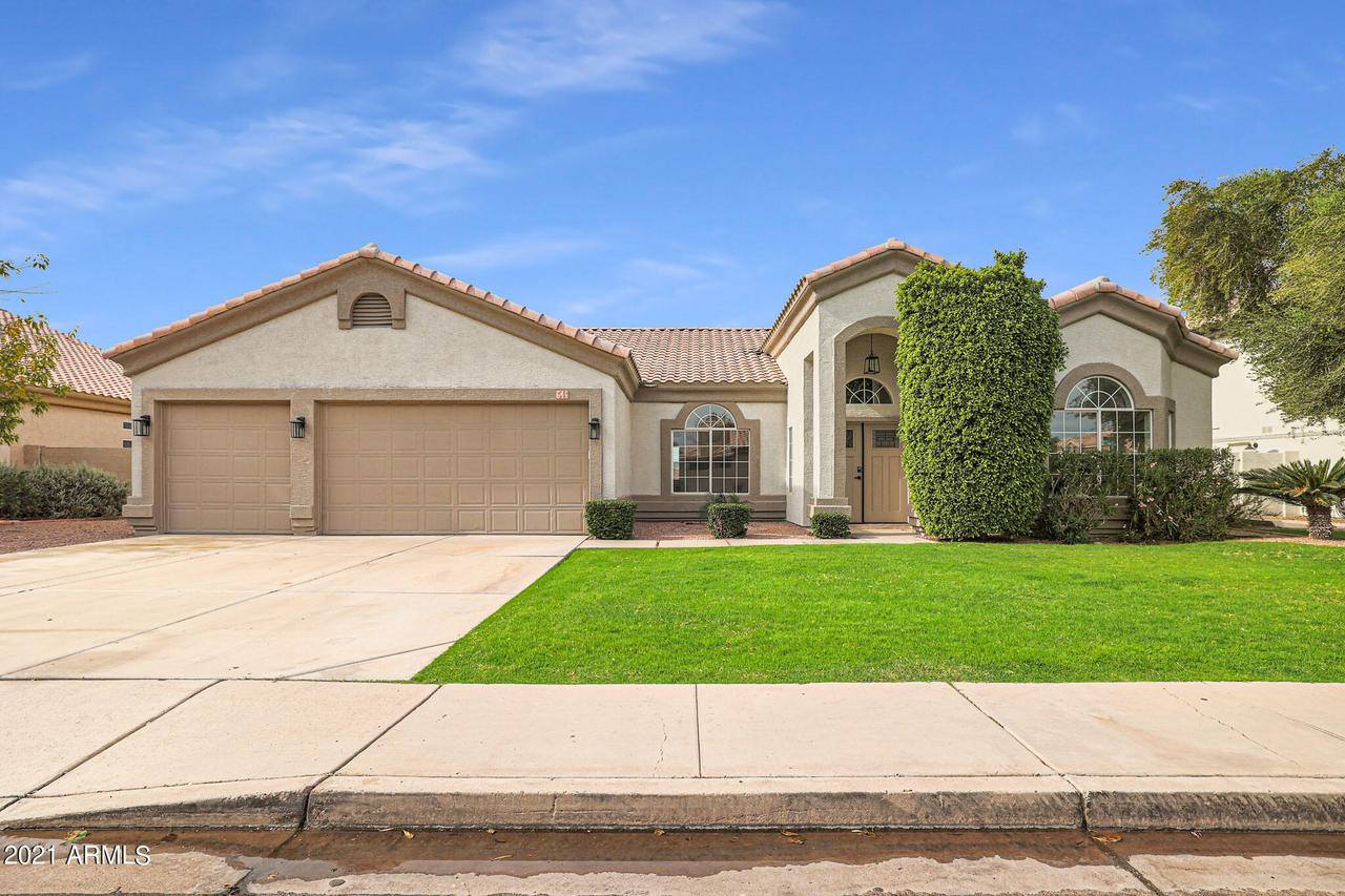 646 N Falcon Dr., Gilbert, AZ 85234