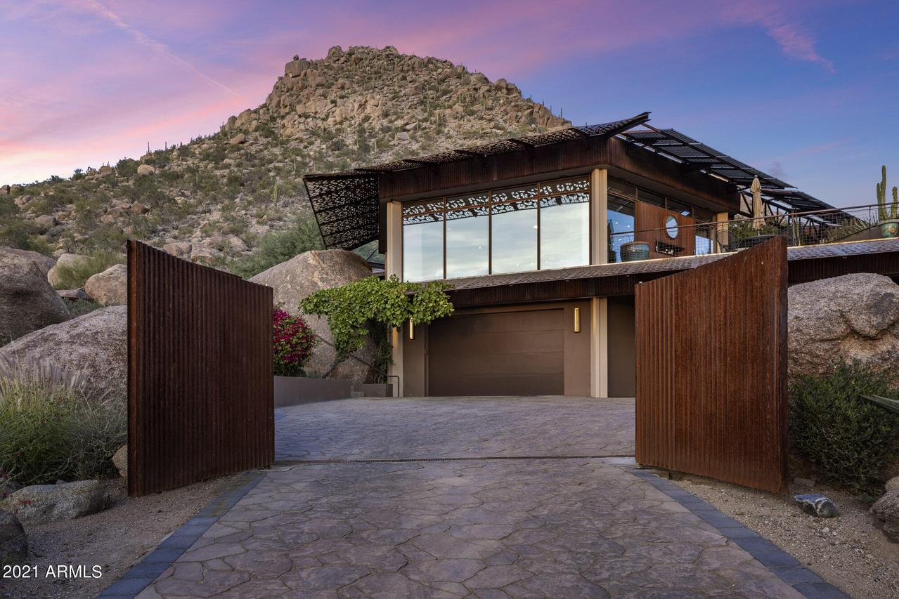 10989 E Tusayan Tr., Scottsdale, AZ 85255