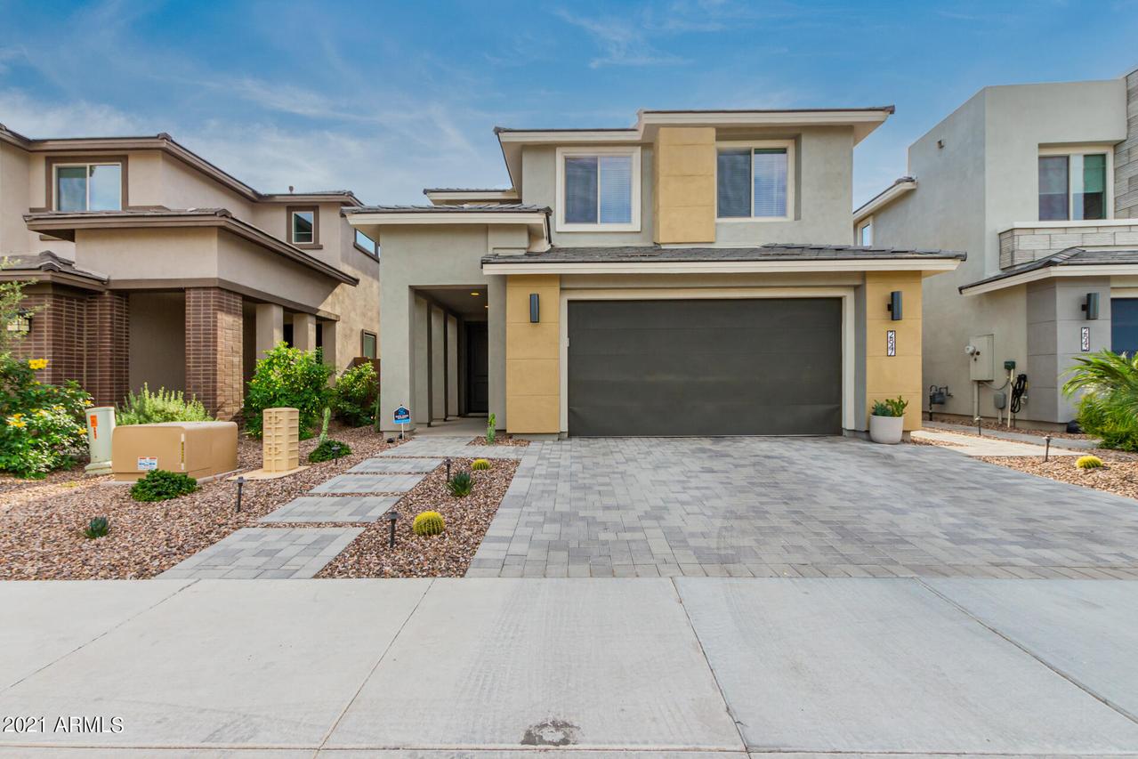 2847 E Tina Dr., Phoenix, AZ 85050