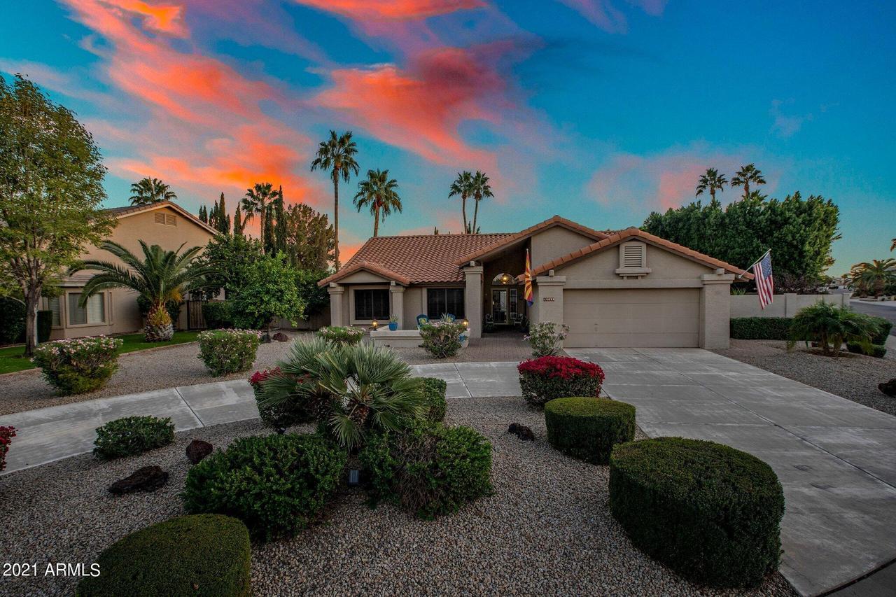 19033 N 73rd Dr., Glendale, AZ 85308