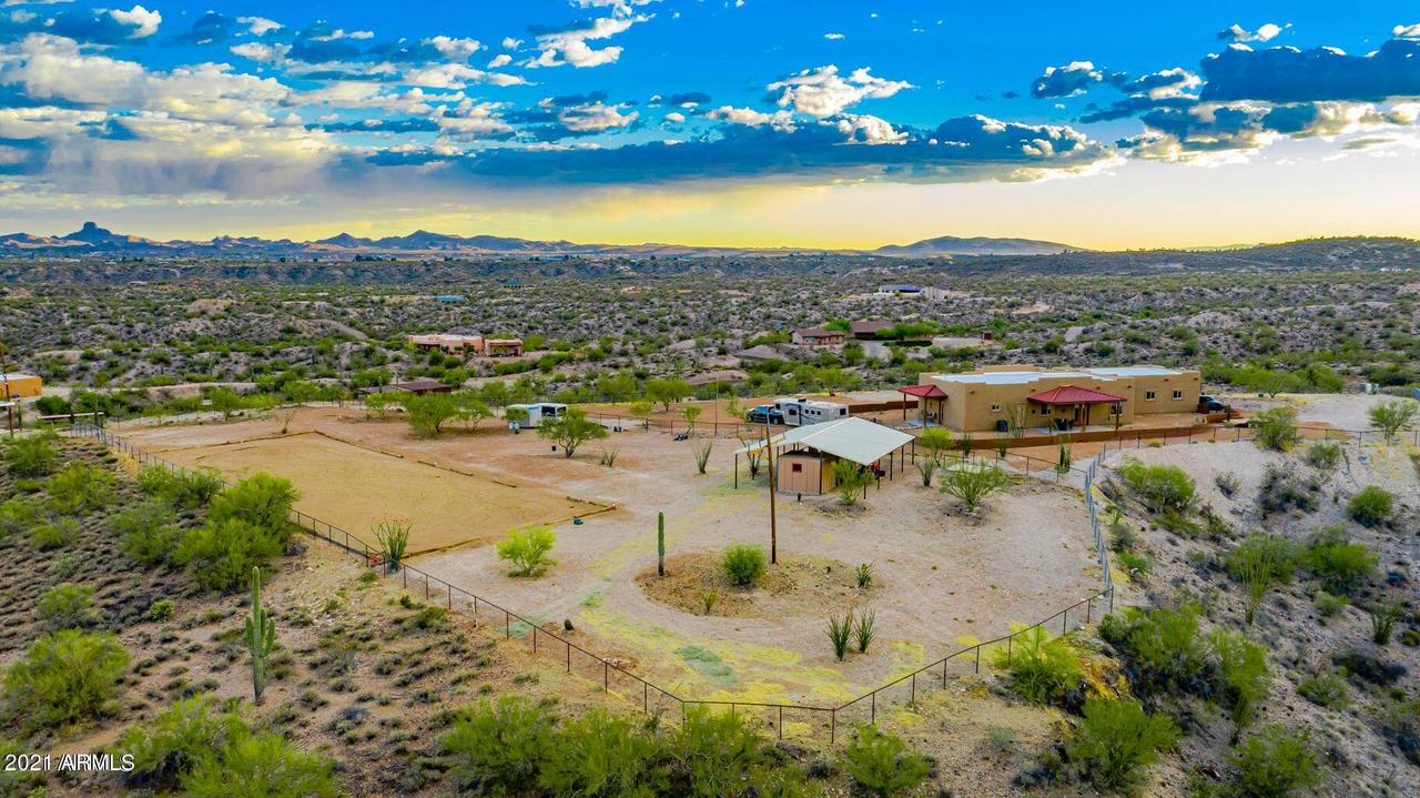 1300 W Tellier Tr., Wickenburg, AZ 85390