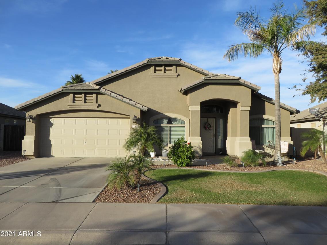 292 E Clairidge Dr., San Tan Valley, AZ 85143