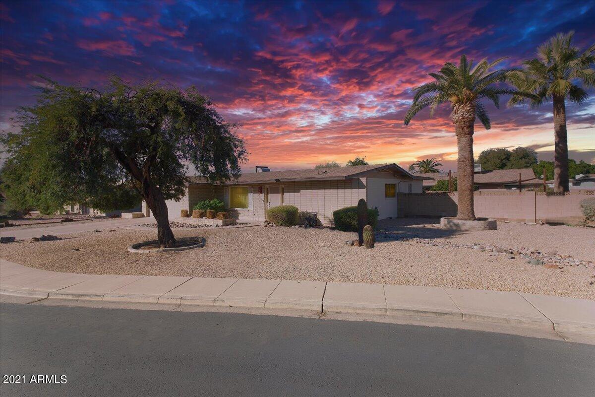2242 E Enrose St., Mesa, AZ 85213