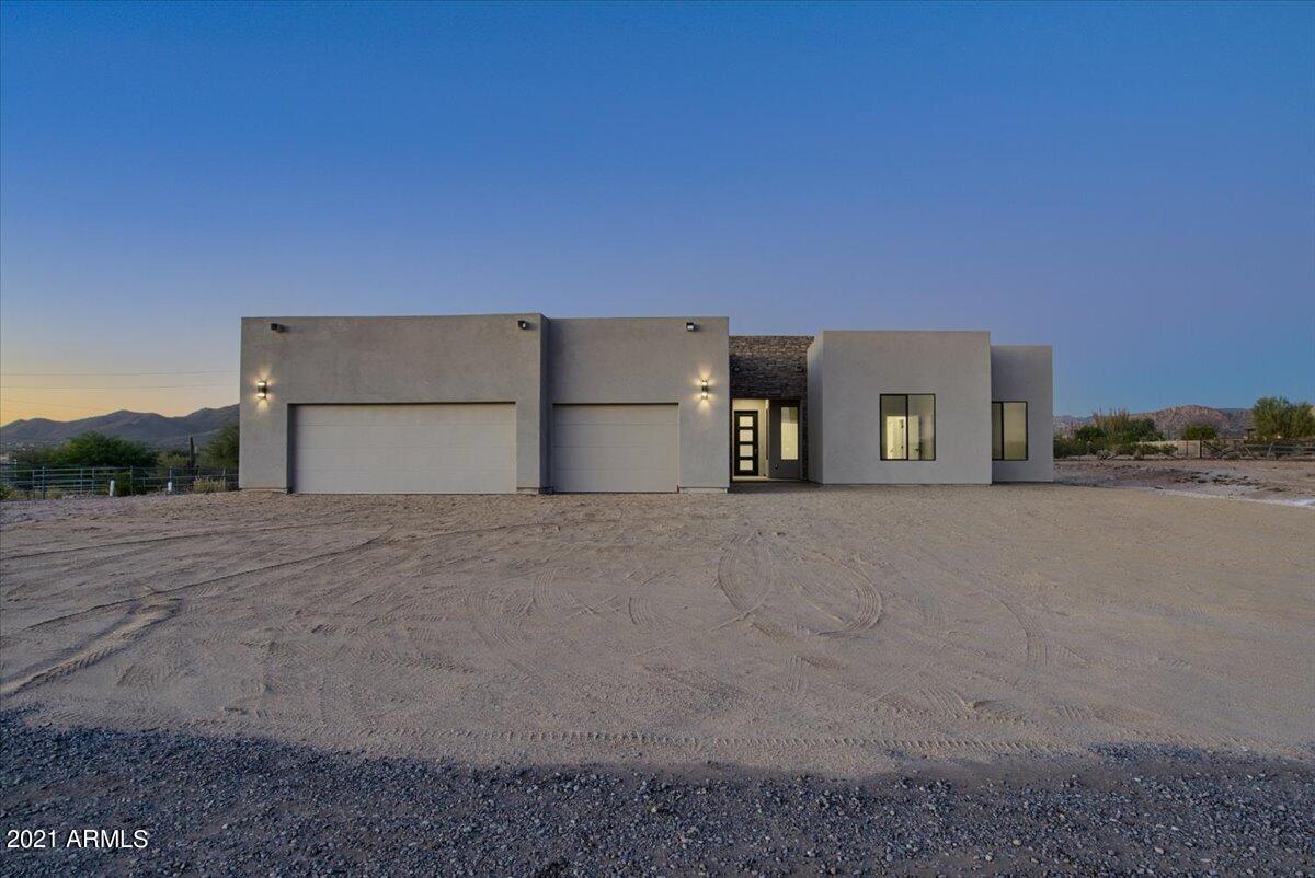 39720 N Central Ave., Phoenix, AZ 85086