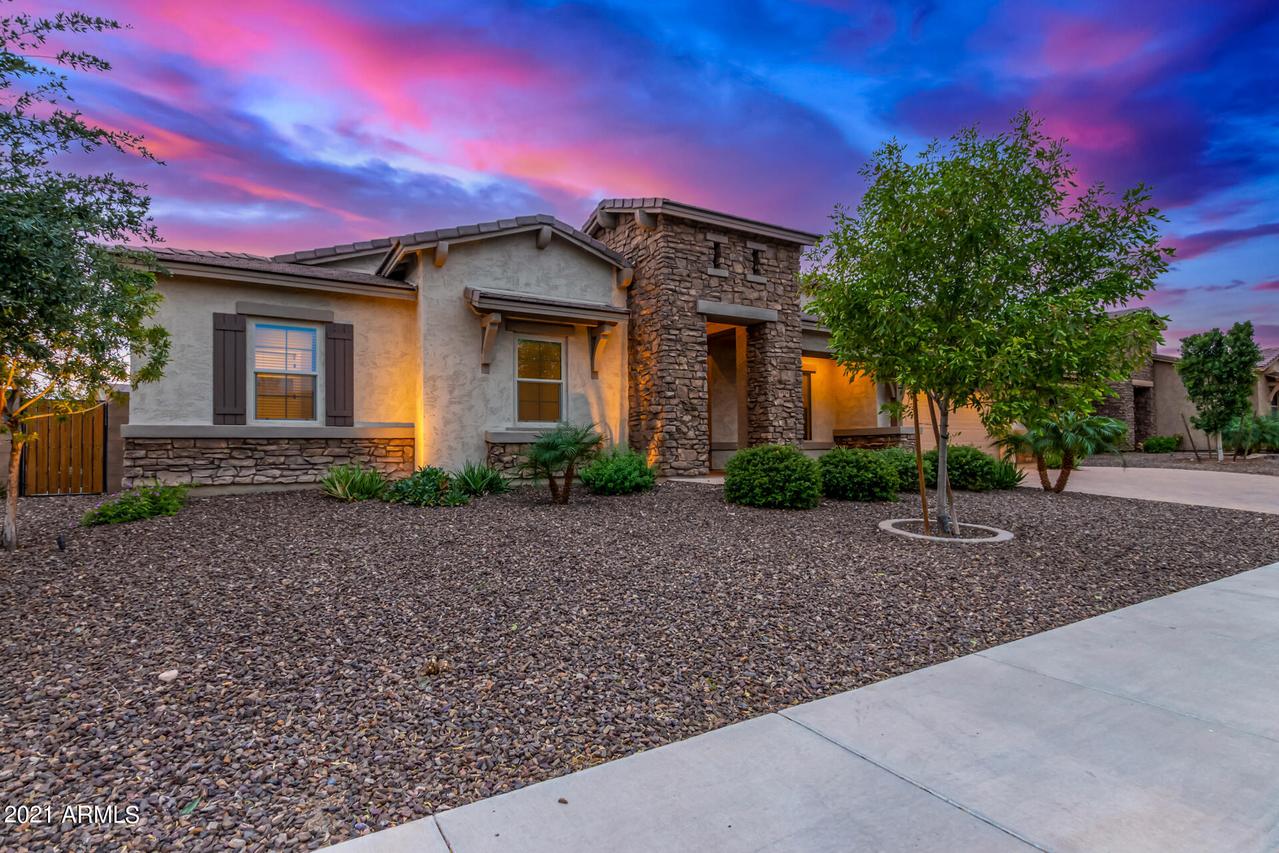 9339 W Foothill Dr., Peoria, AZ 85383