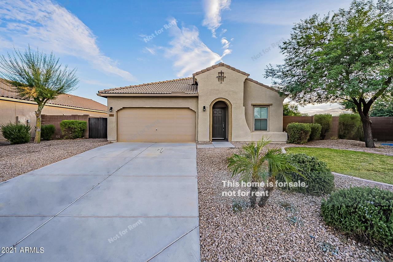 1028 W Jamaica Hope Way, San Tan Valley, AZ 85143