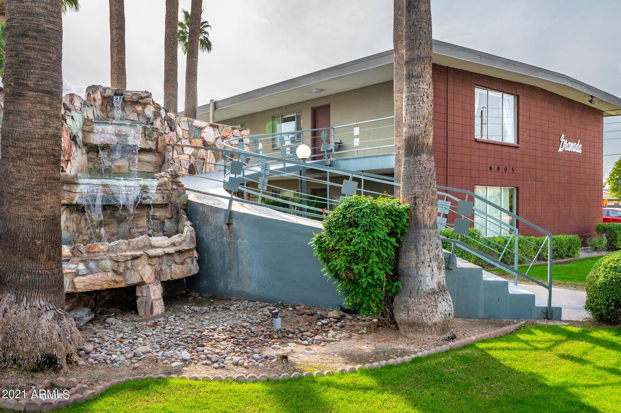 6805 E 2nd St. #10, Scottsdale, AZ 85251