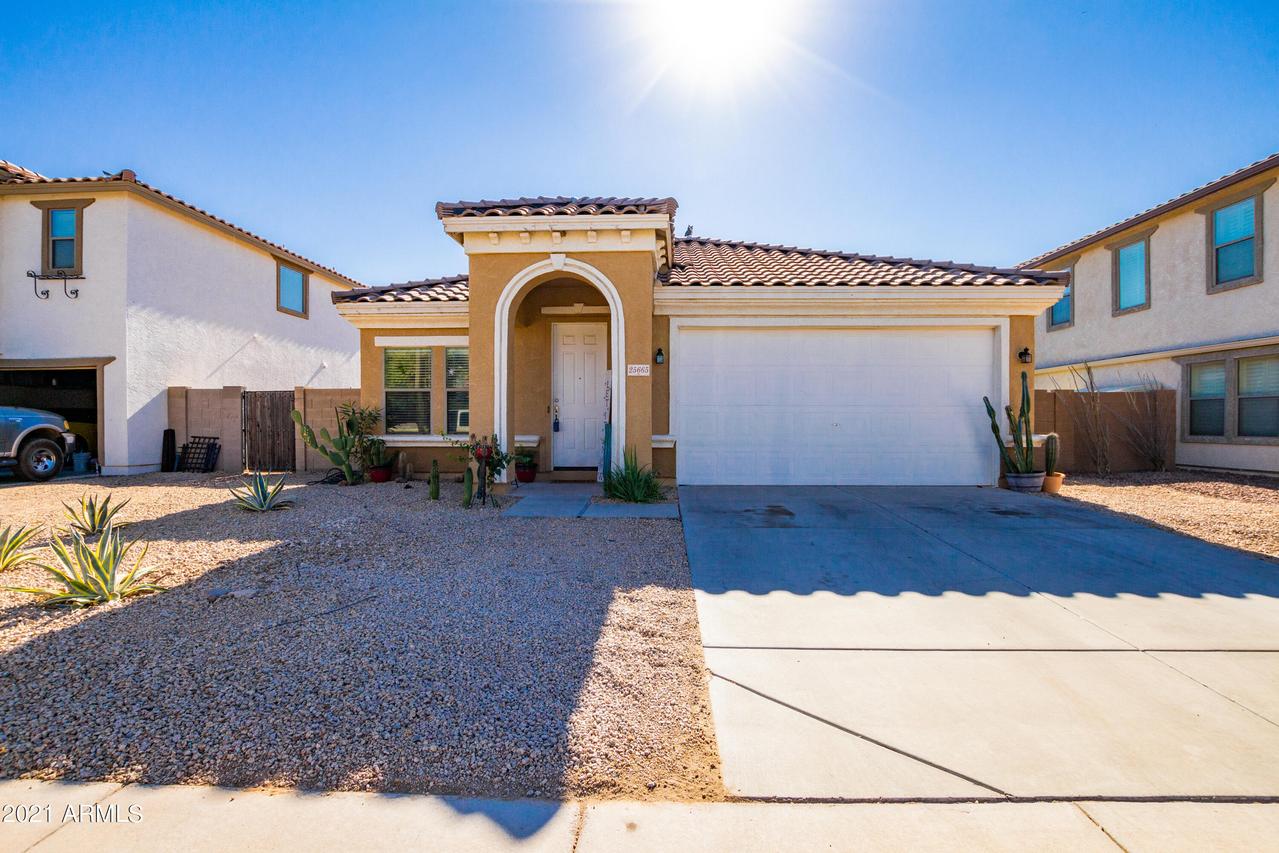 25665 W Nancy Ln., Buckeye, AZ 85326