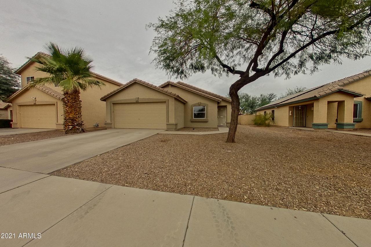 6226 W Encinas Ln., Phoenix, AZ 85043