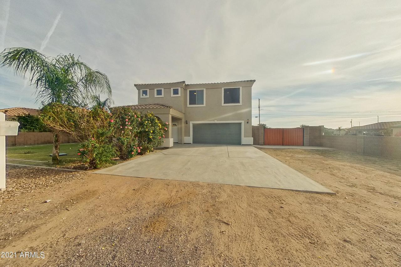 5575 E Red Bird Ln., San Tan Valley, AZ 85140