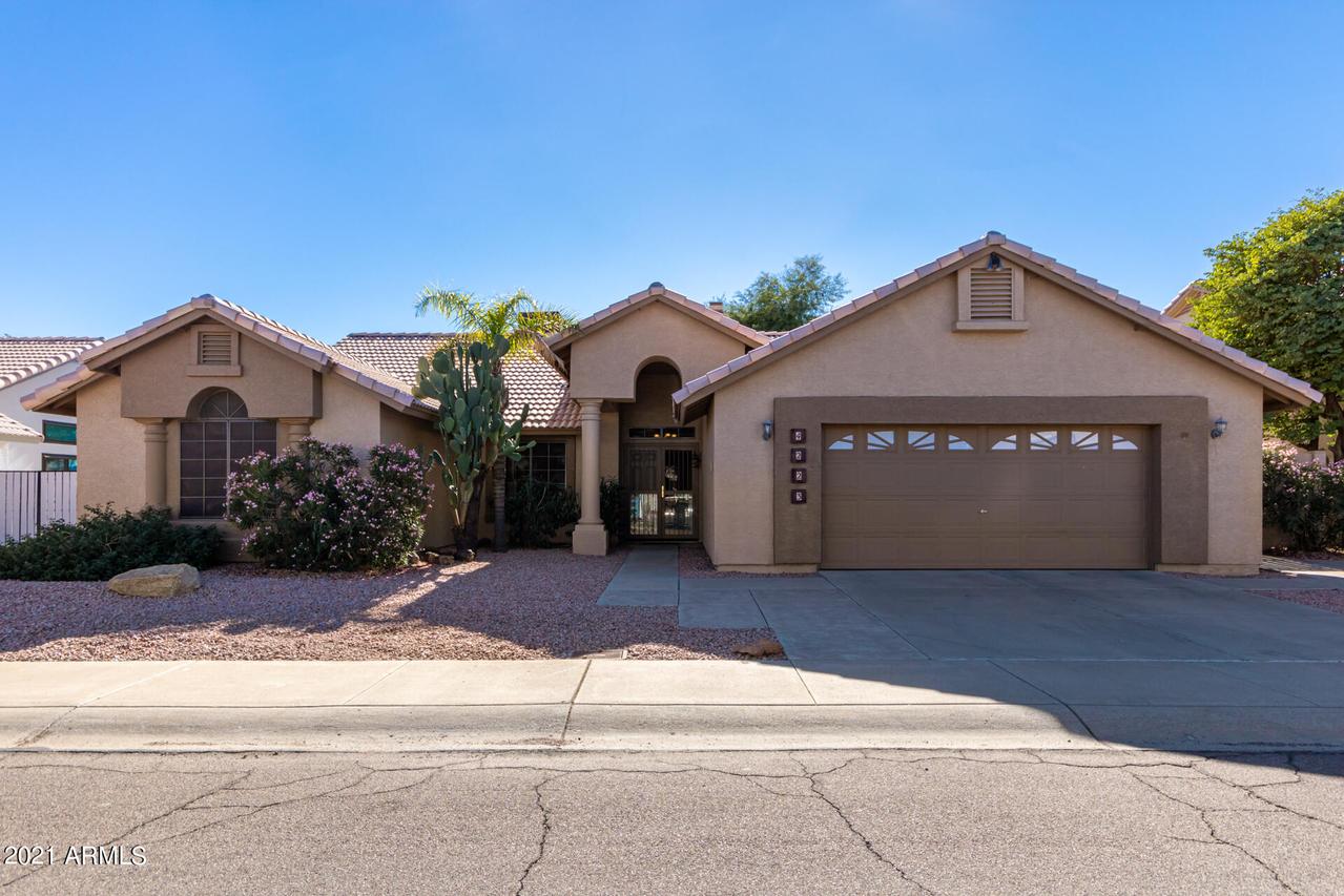4223 W Saguaro Park Ln., Glendale, AZ 85310
