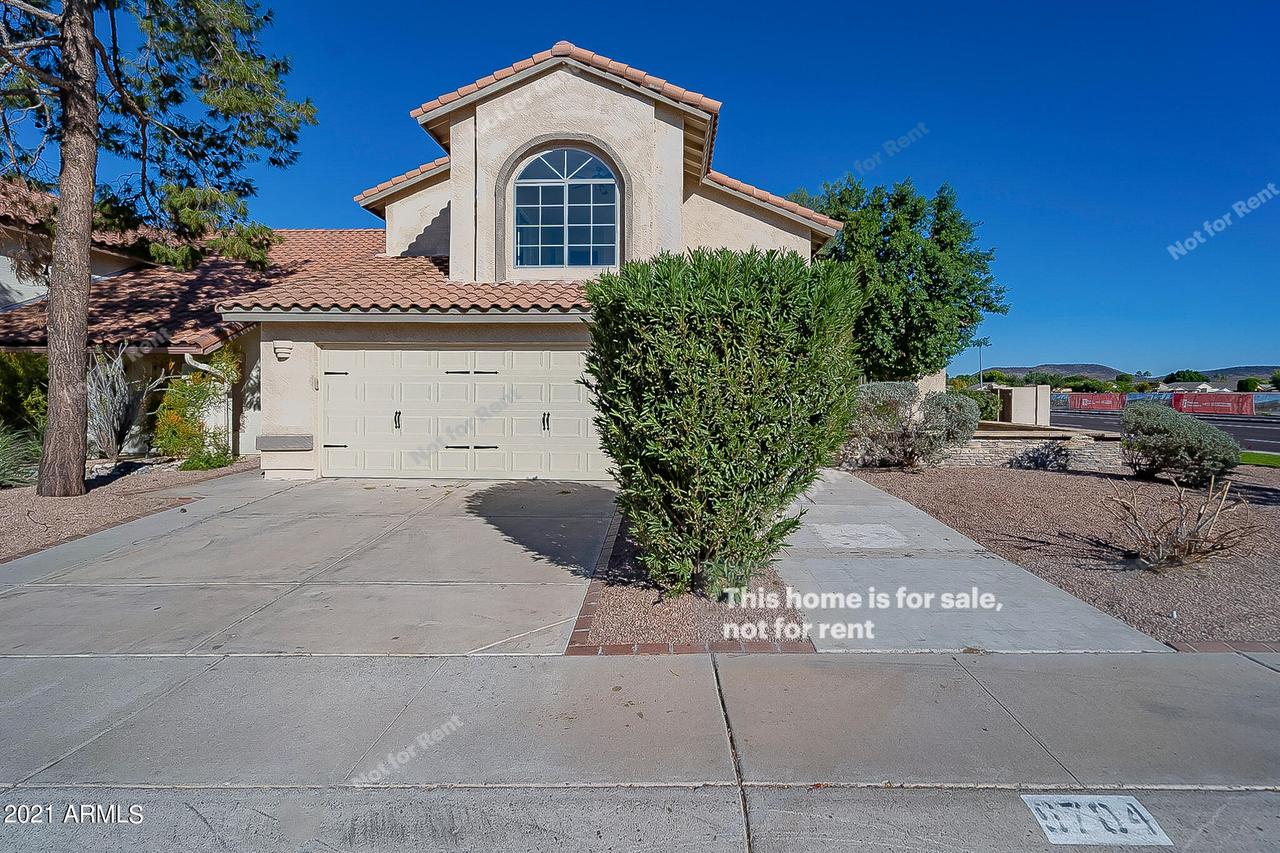 6704 W Sack Dr., Glendale, AZ 85308