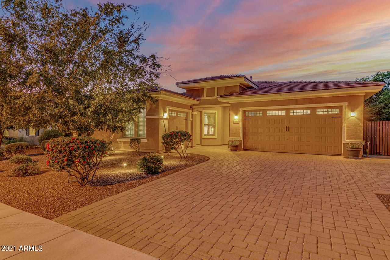 7460 W Remuda Dr., Peoria, AZ 85383
