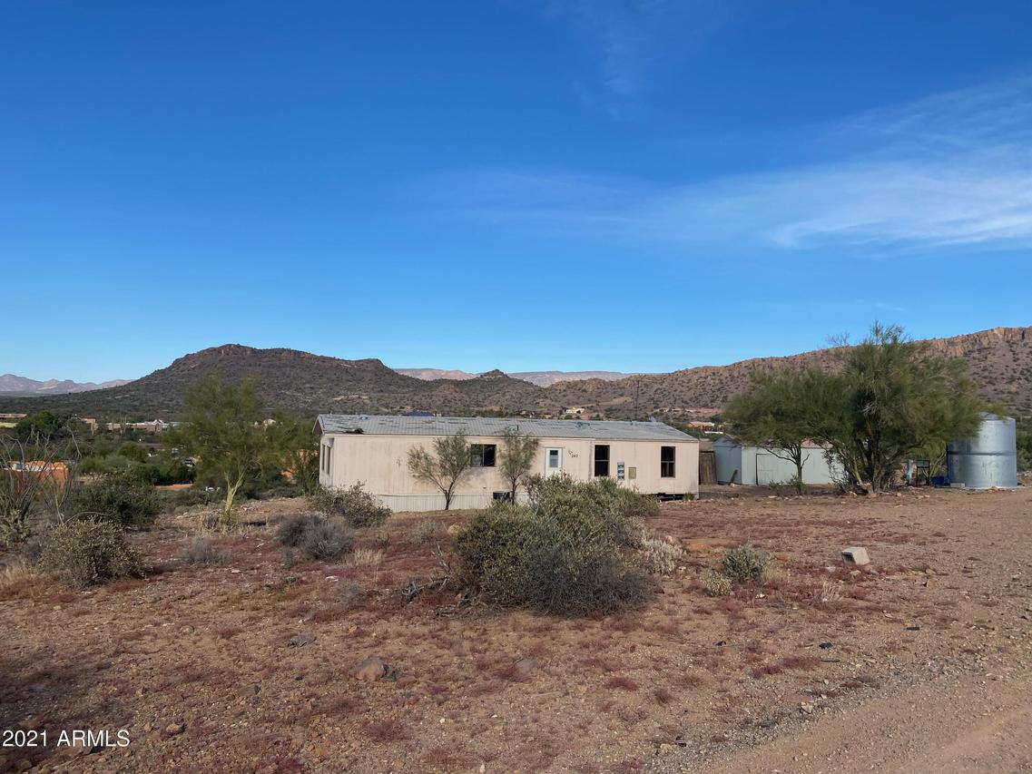 240 E Linda Ln., Phoenix, AZ 85086