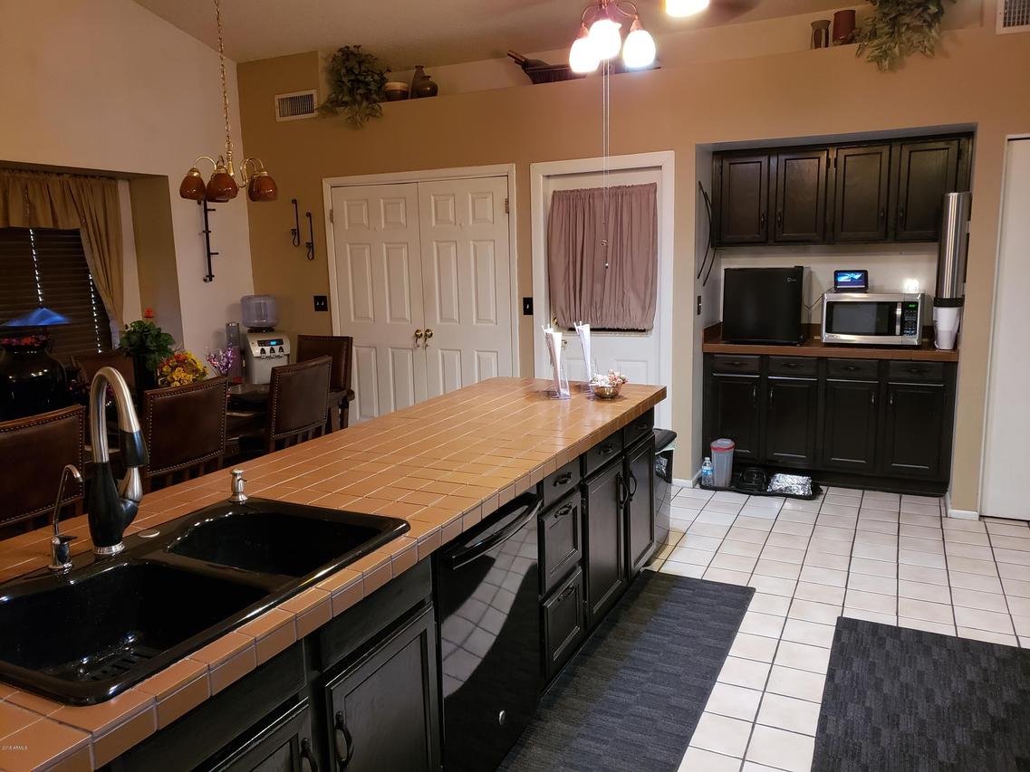 667 W Mission Dr., Chandler, AZ 85225