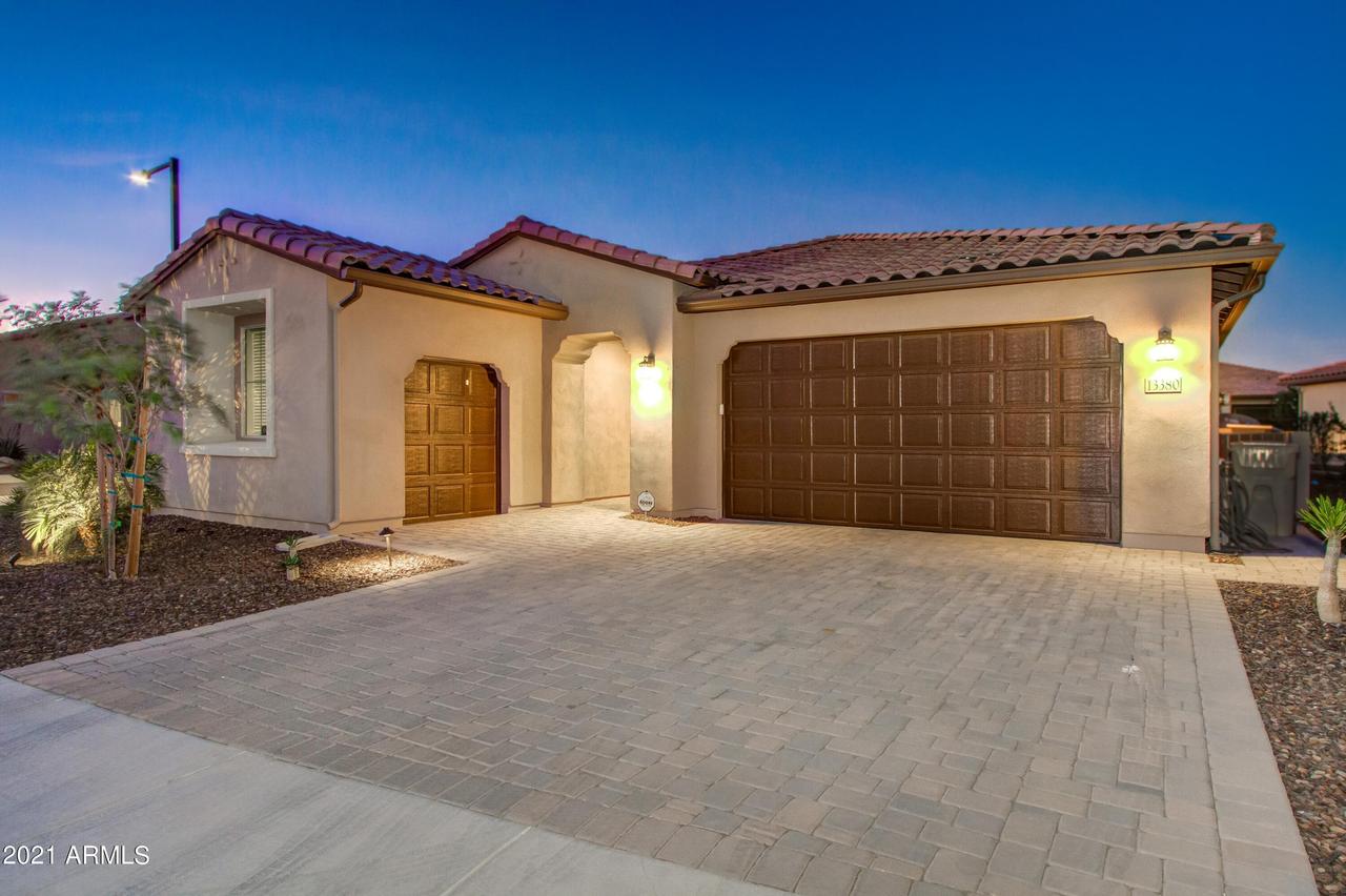 13380 W Hummingbird Ter., Peoria, AZ 85383