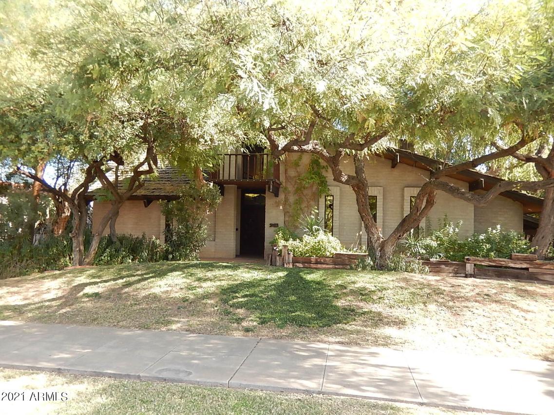 2033 N 11th Ave., Phoenix, AZ 85007