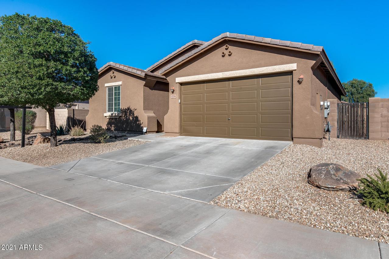 17294 W Fetlock Tr., Surprise, AZ 85387