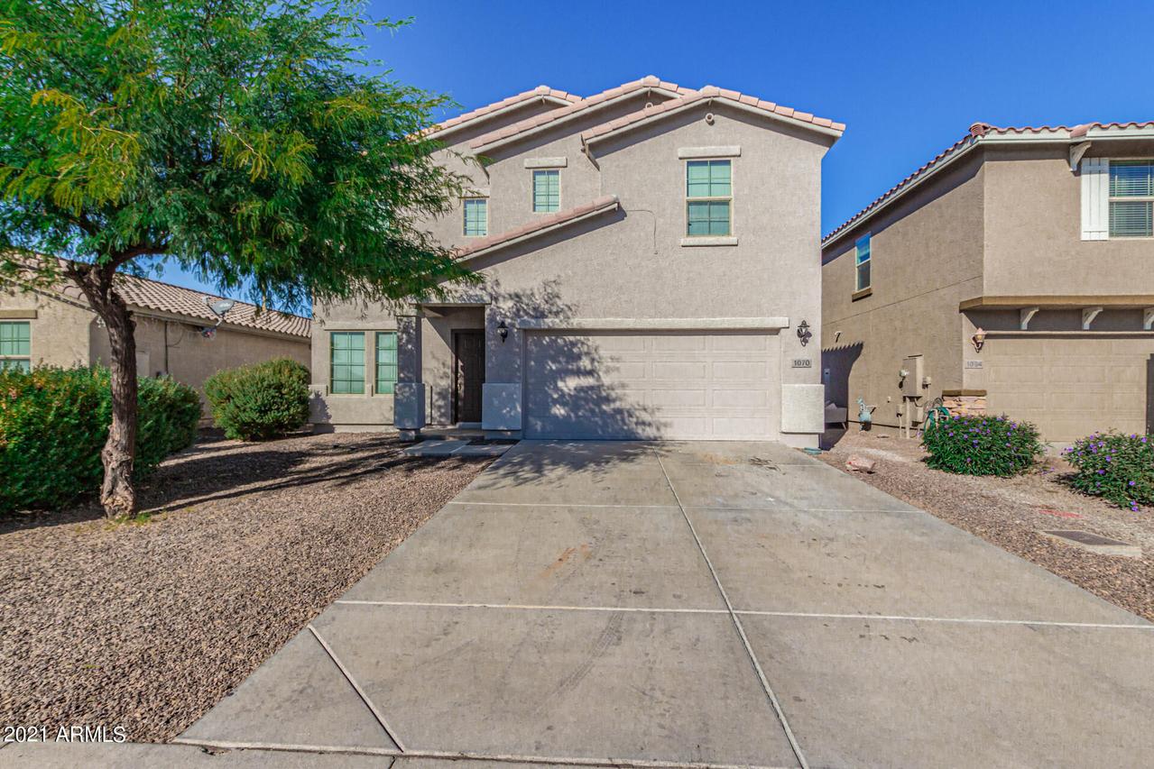 1070 E Kelsi Ave., San Tan Valley, AZ 85140
