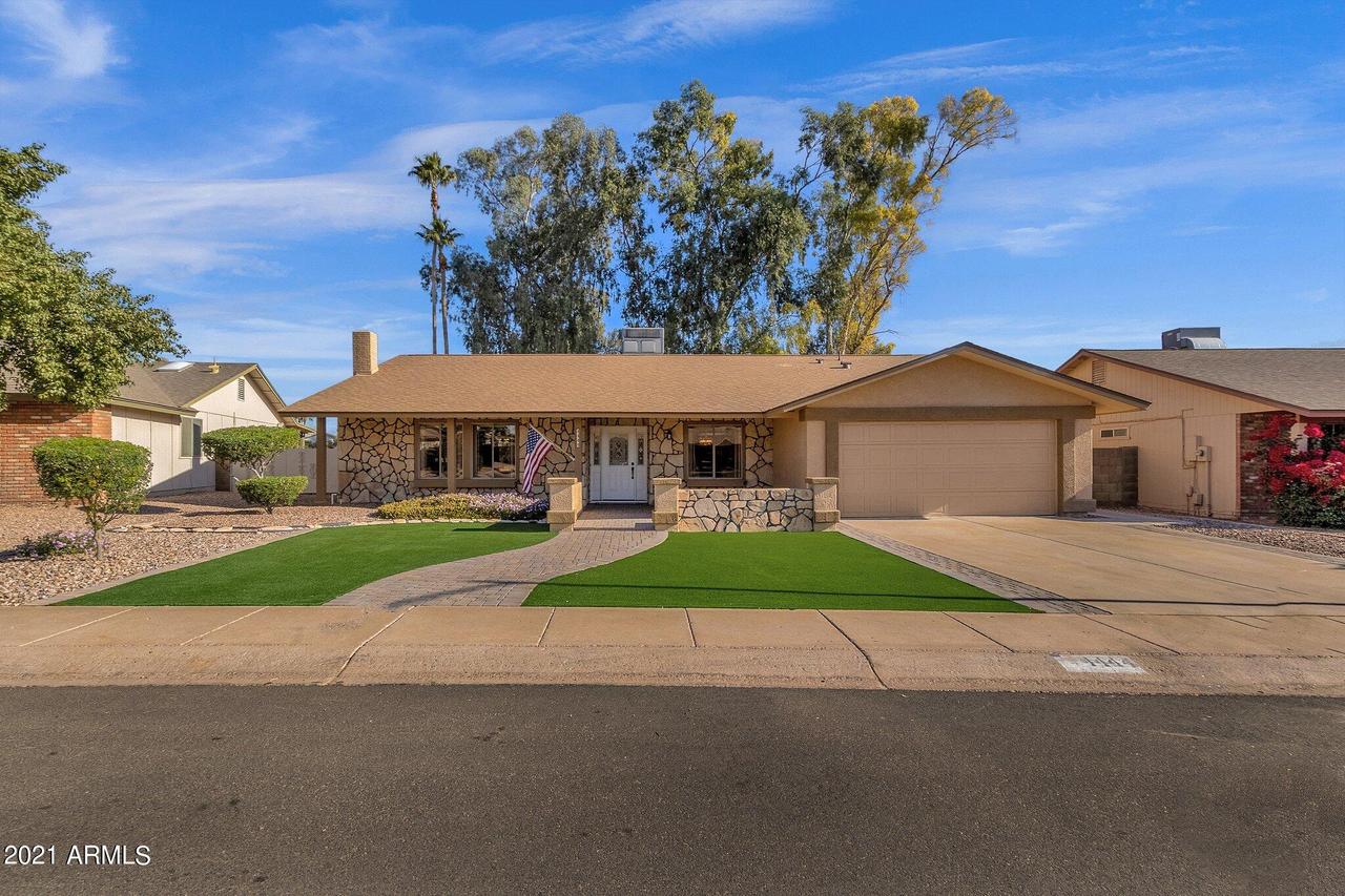 4444 E Arapahoe St., Phoenix, AZ 85044