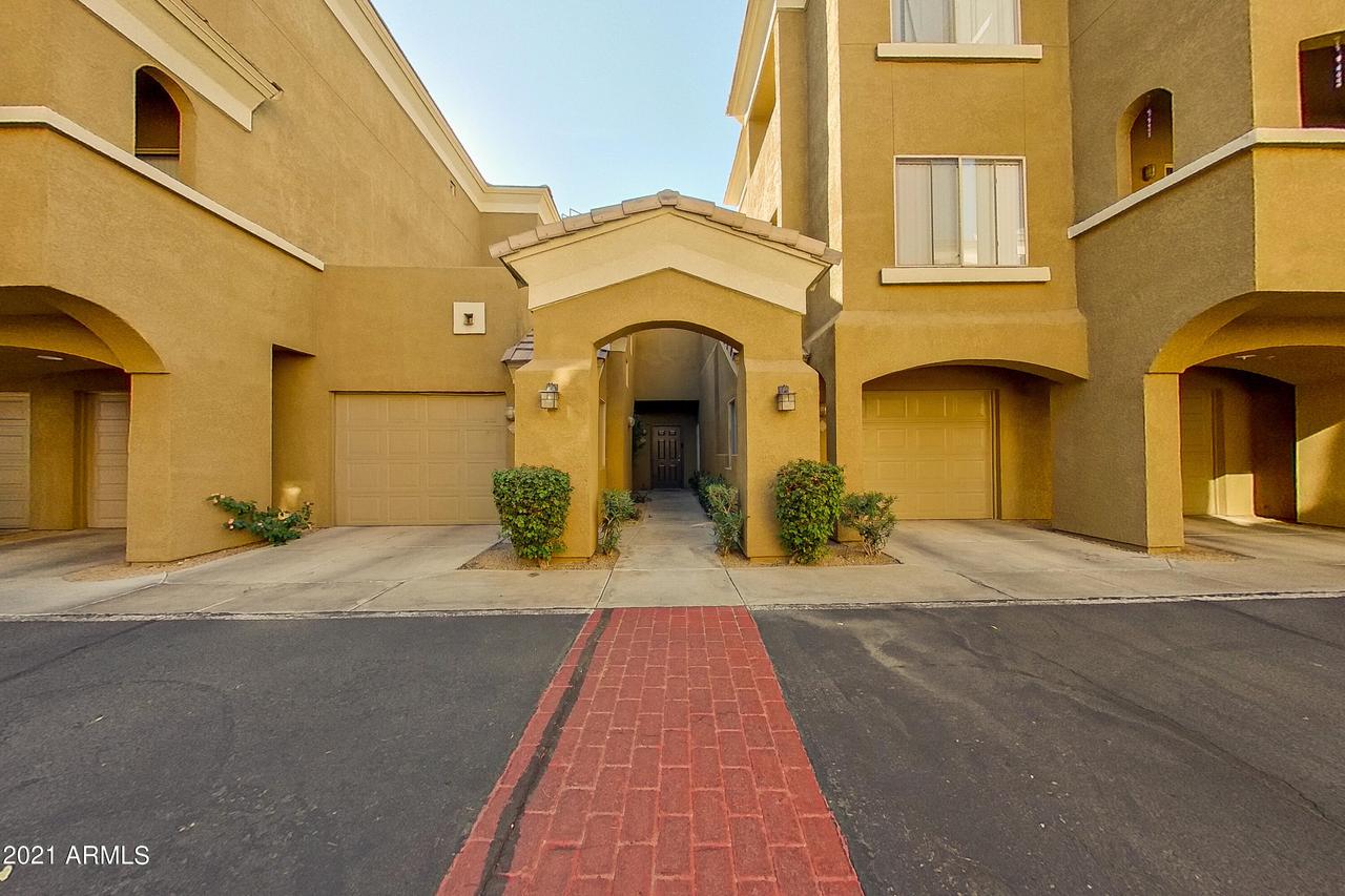 4644 N 22nd St. #1005, Phoenix, AZ 85016