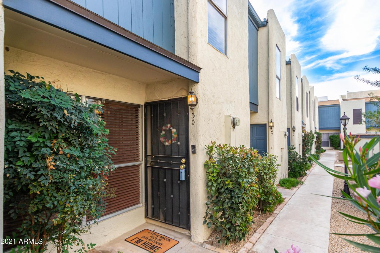2946 N 14th St. #30, Phoenix, AZ 85014